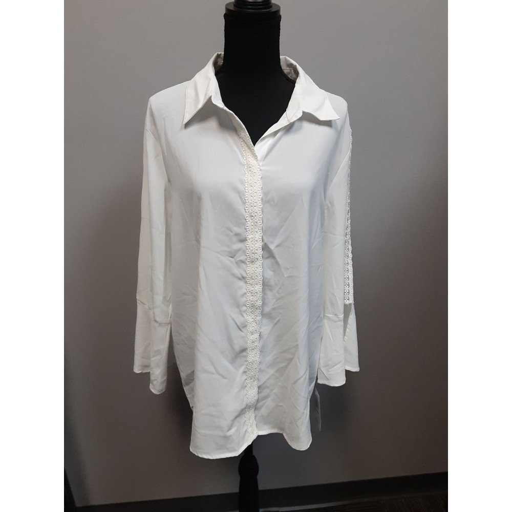 Bon Worth Ladies Blouse Button Down Shirt Size M NWT